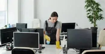 5 Essential Tips For Maintaining a Clean and Sanitary Office.